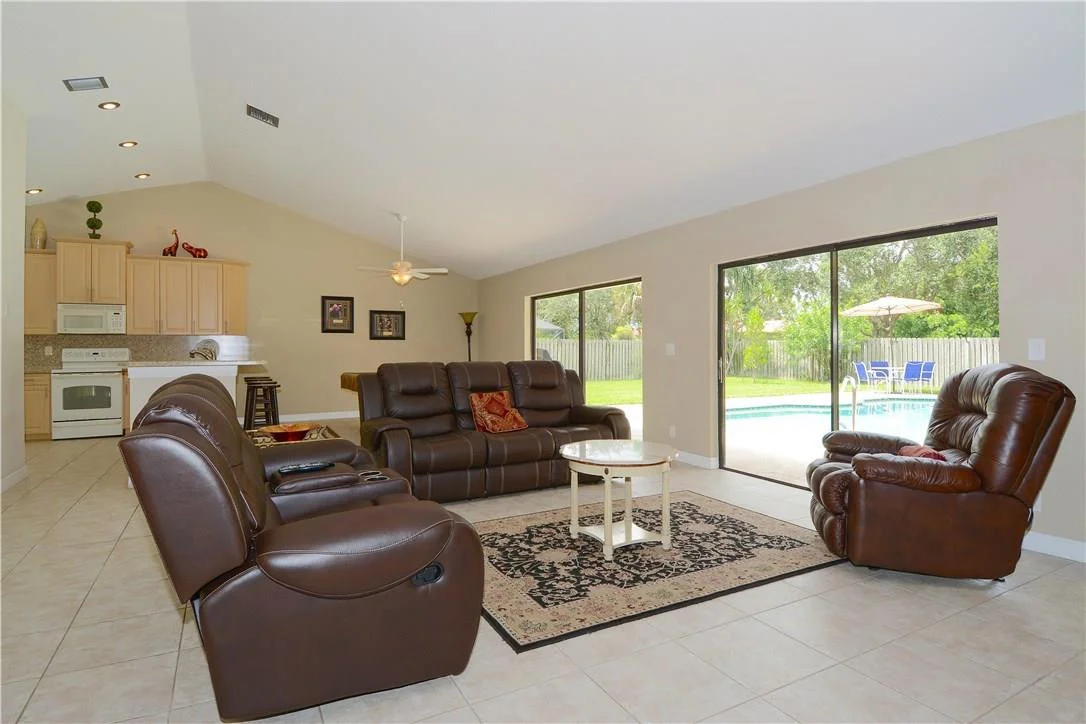 Photo of 9363 Laurel Green Drive