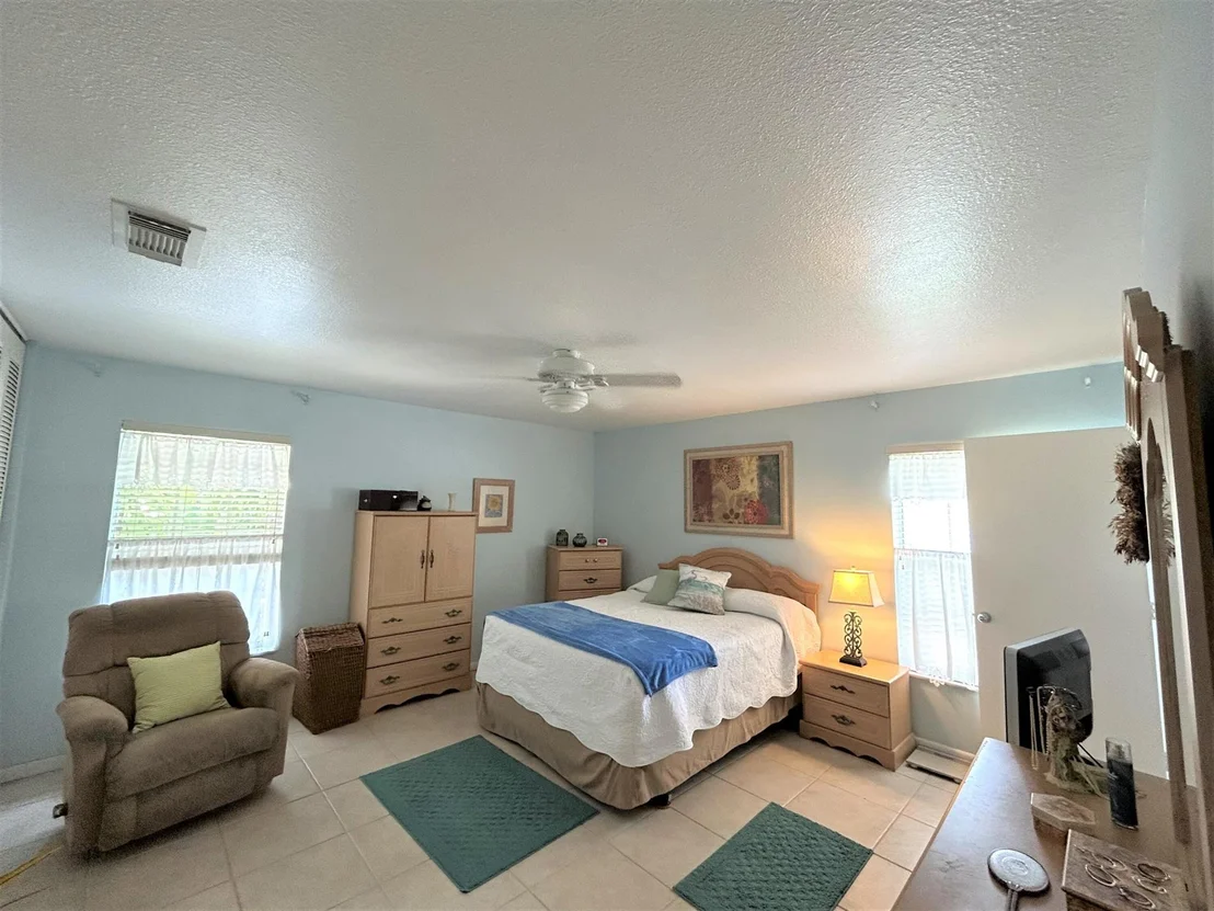 Photo of 294 Cape Cod Circle