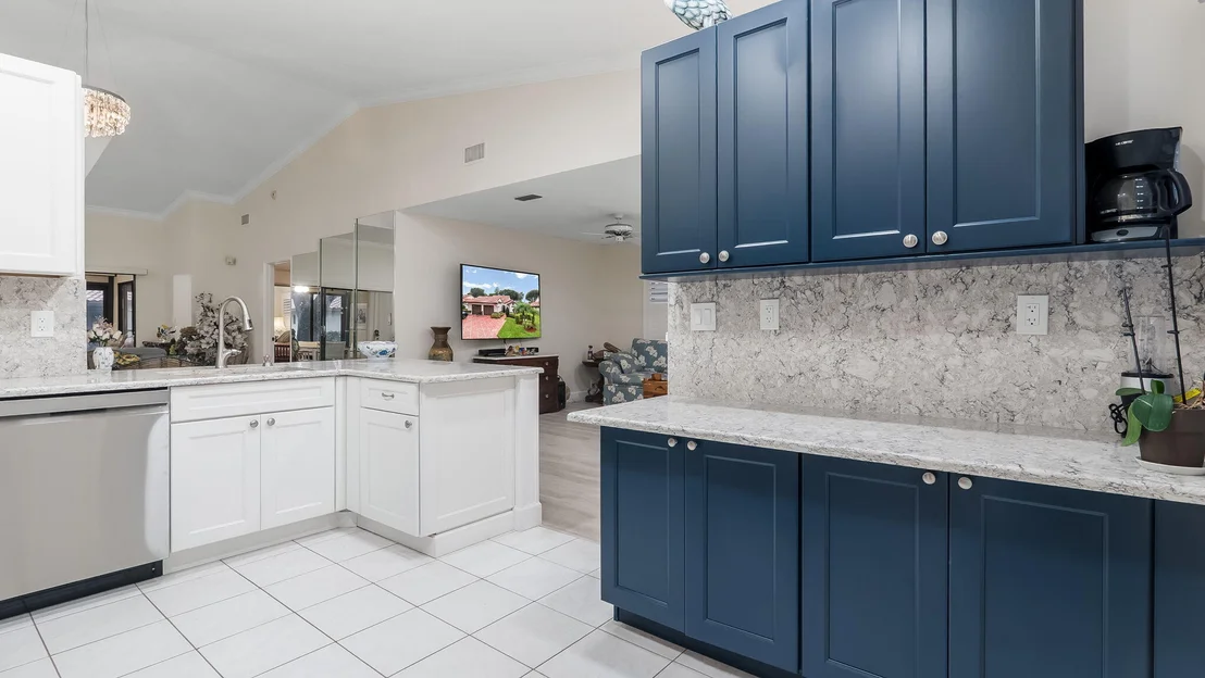 Photo of 6353 Royal Manor Circle