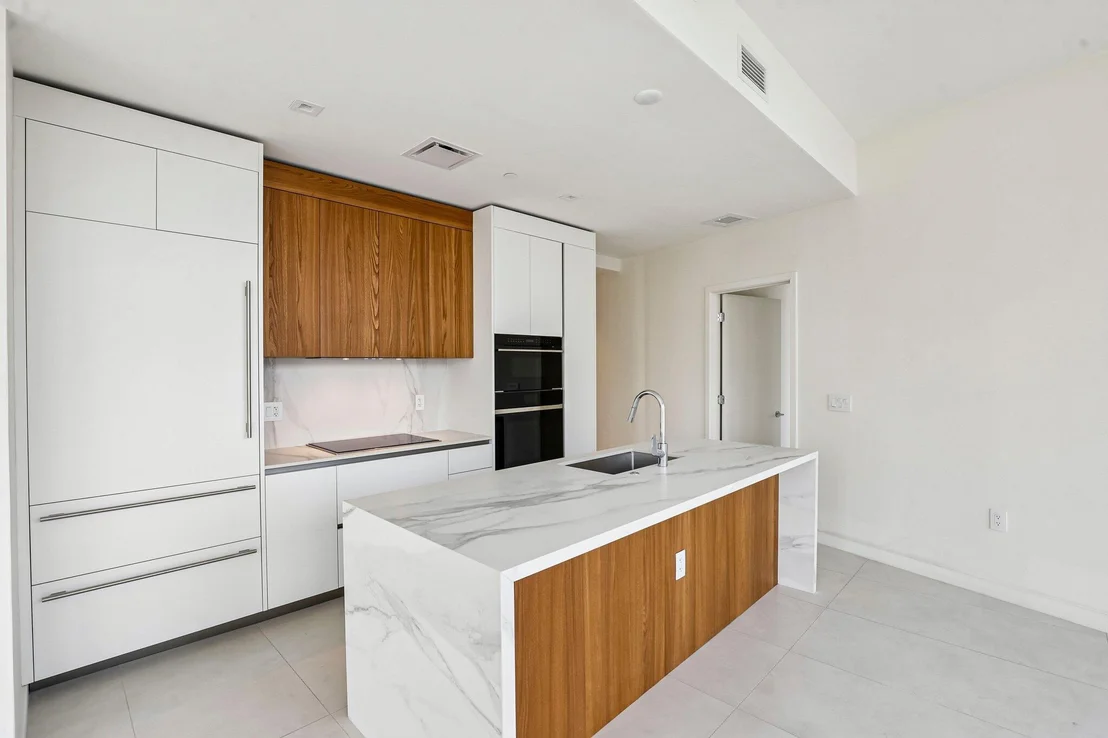 Photo of Unit 201 at 1400 BISCAYNE Boulevard