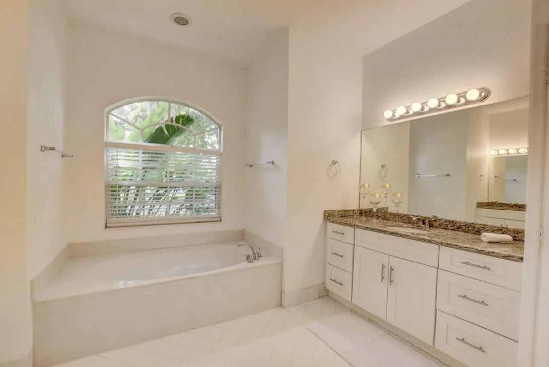 Photo of 10312 Lexington Estates Boulevard