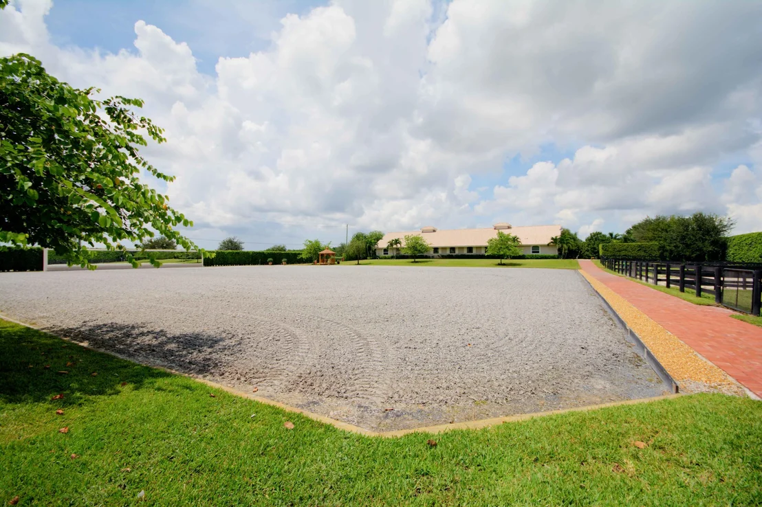 Photo of 4985 Stables Way