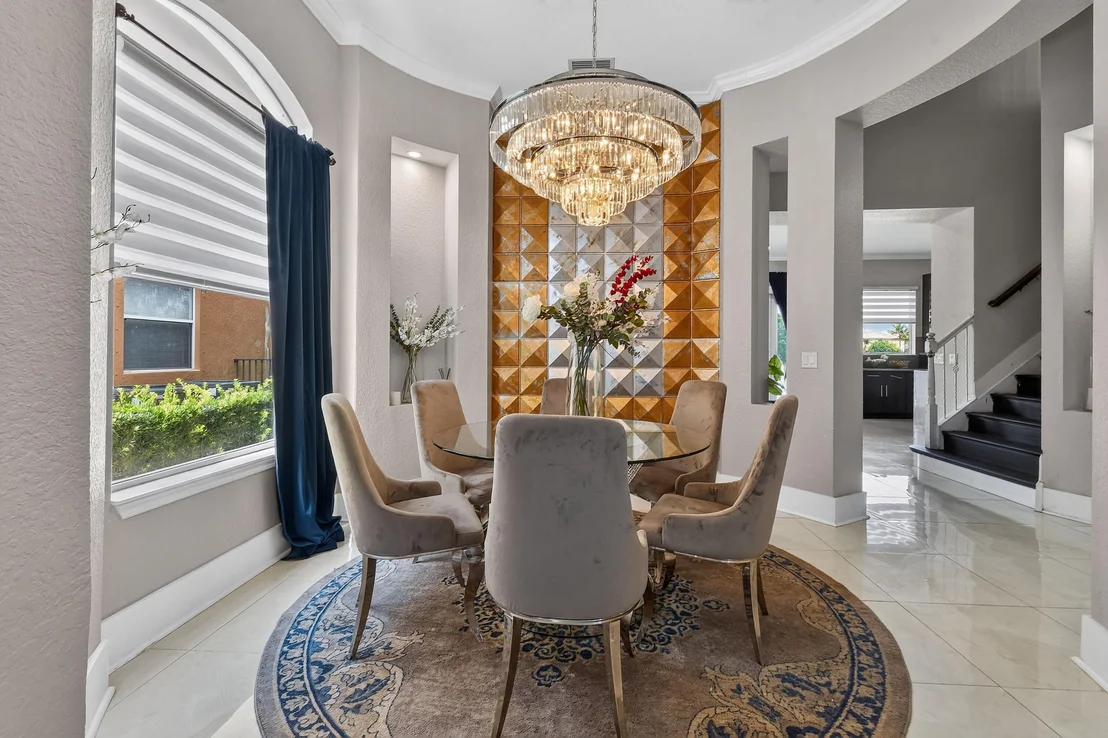 Photo of 700 Cresta Circle