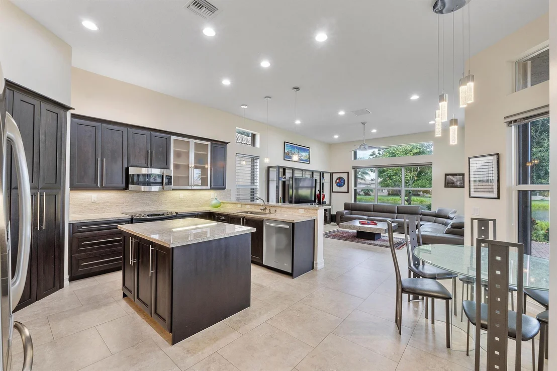 Photo of 9952 Bluefield Drive