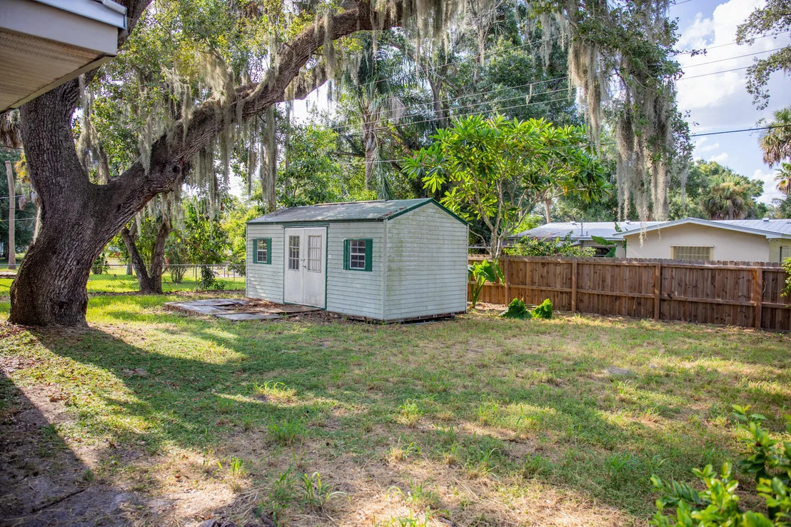 Photo of 809 SE 10th Street