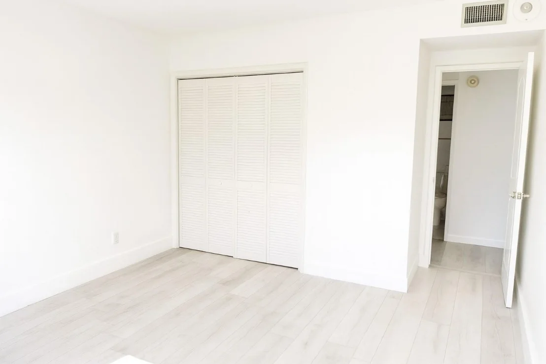 Photo of Unit 201 at 4200 Hillcrest Drive