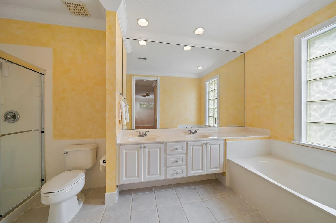 Photo of 129 Barbados Drive