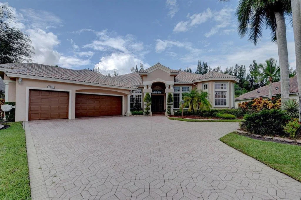 Photo of 8161 Muirhead Circle