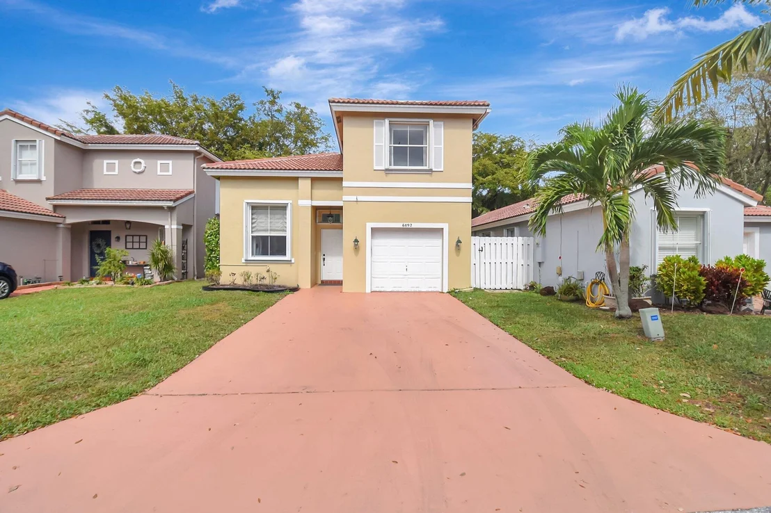 Photo of 6892 Silverado Terrace