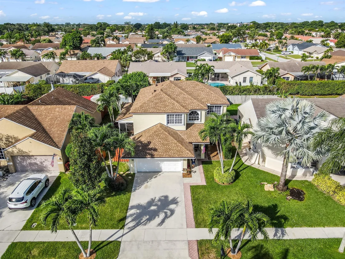 Photo of 23059 Sunfield Drive