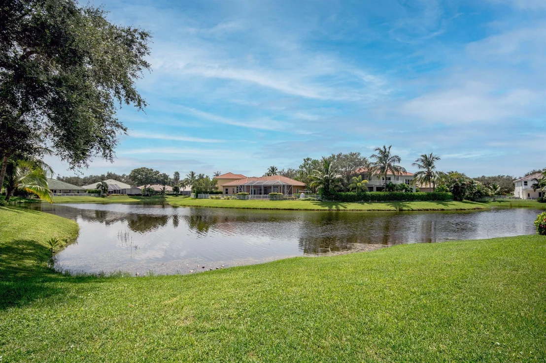 Photo of 273 Feather Point S