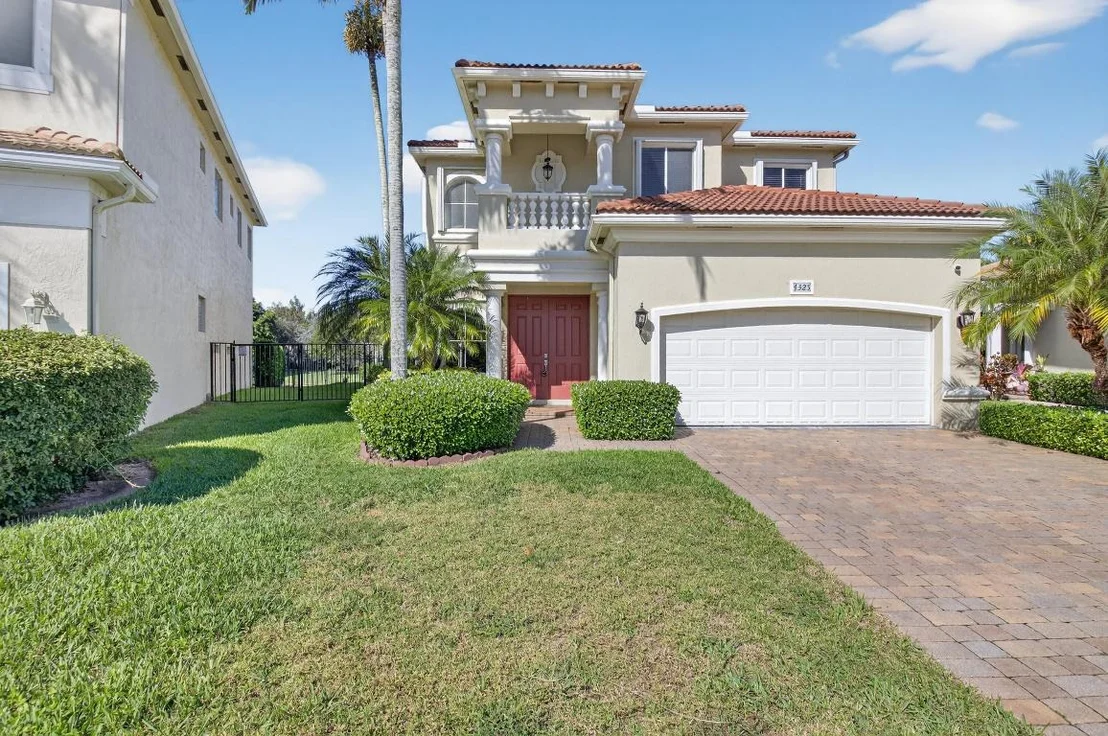 Photo of 4325 Key Lime Boulevard