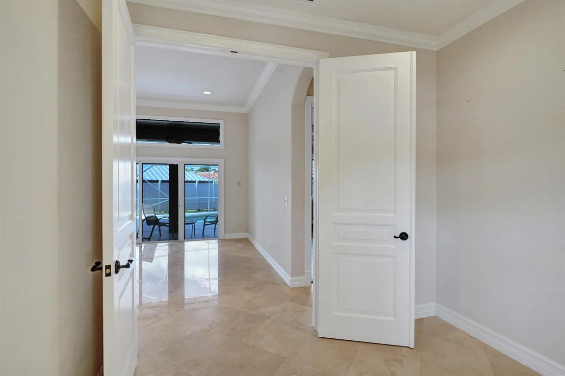 Photo of 603 N Cypress Drive