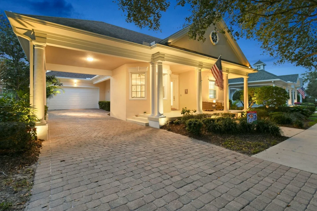 Photo of 196 Barbados Drive