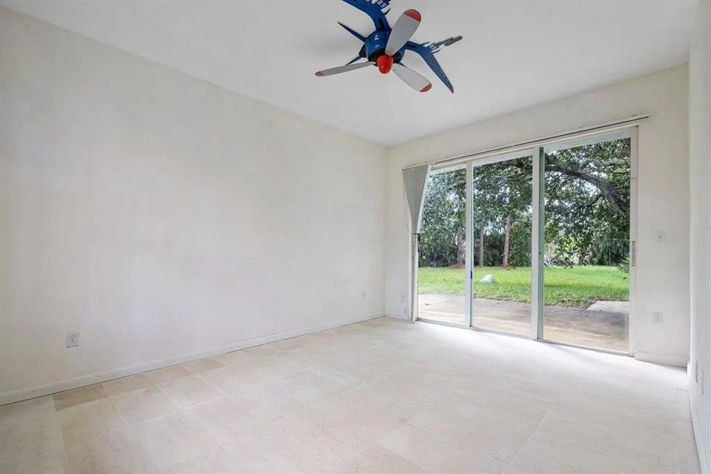 Photo of 6077 Pineneedle Lane