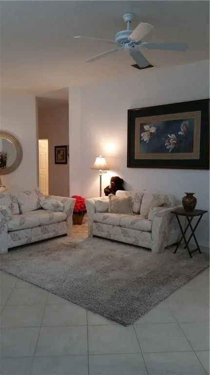 Photo of Unit 202 at 7808 Exeter Boulevard