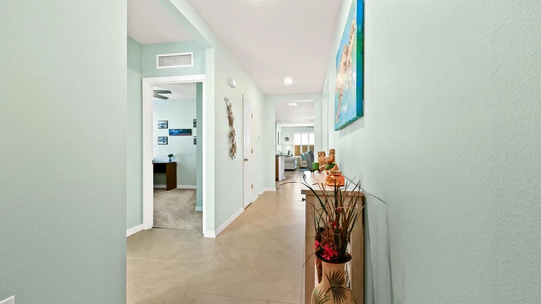 Photo of 1402 Winter Gray Circle