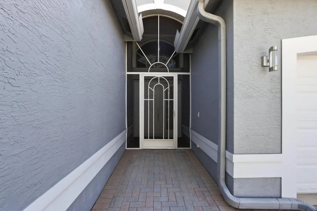 Photo of 8752 Palm River Drive