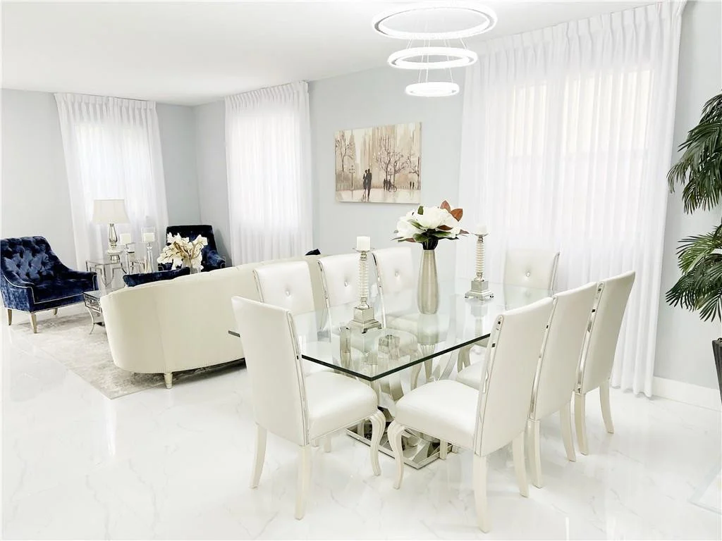 Photo of 3521 W 92nd Place