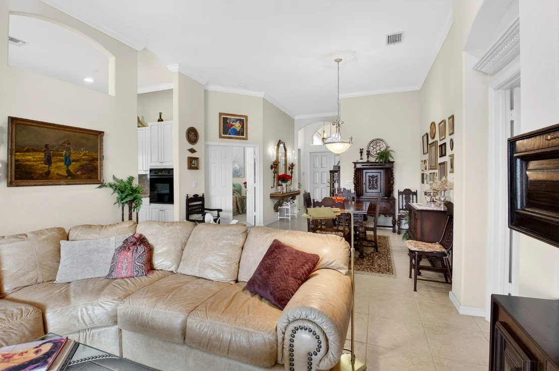Photo of 7063 Demedici Circle