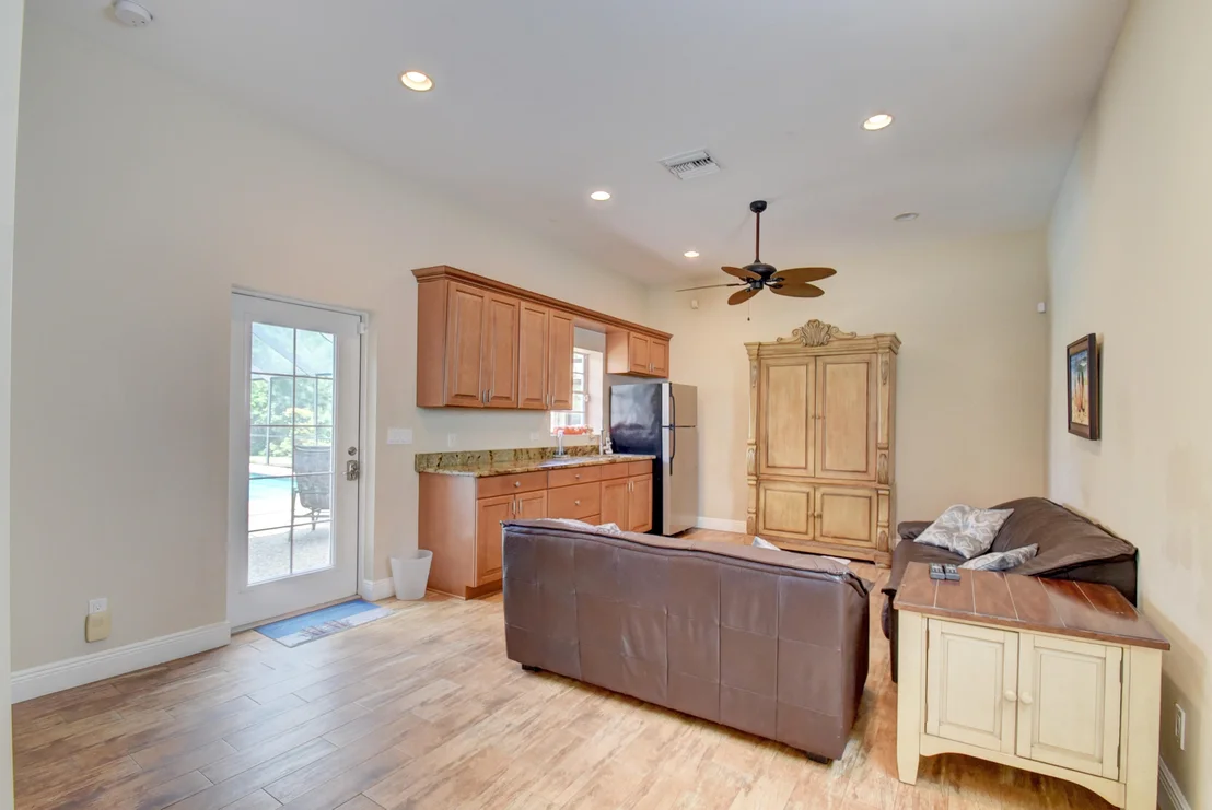 Photo of 9401 Old Pine Road