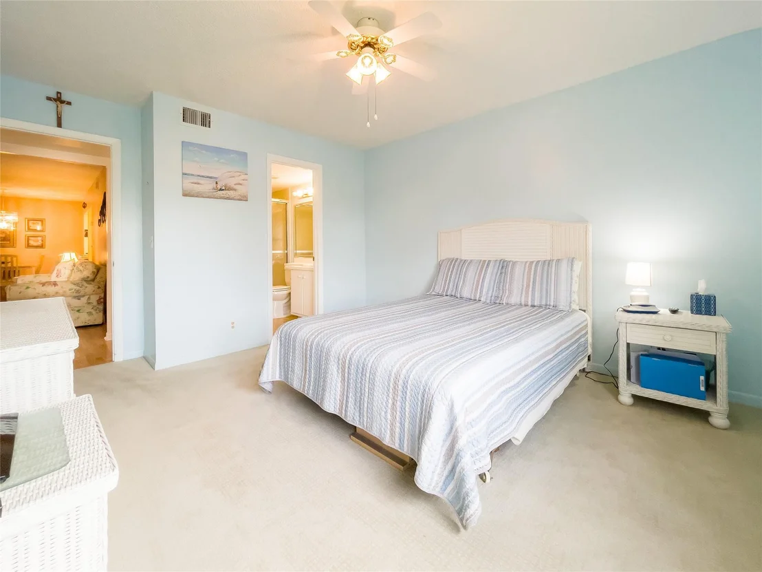 Photo of Unit D2 at 311 Knotty Pine Circle