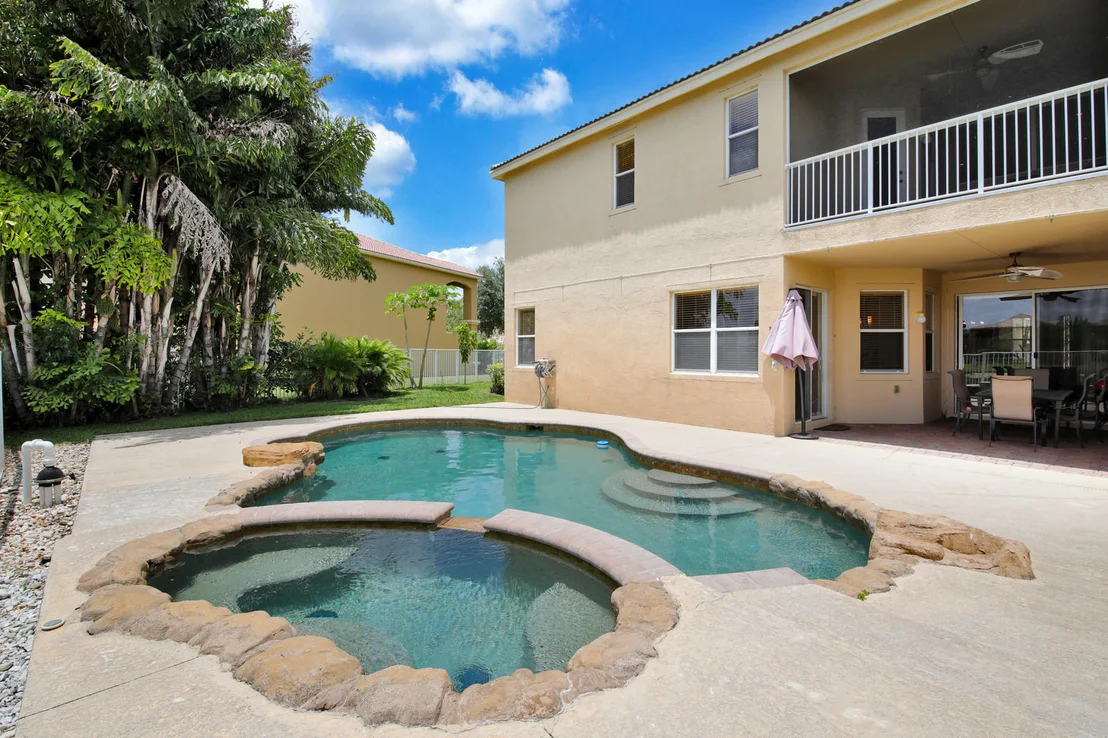 Photo of 8102 Viale Matera