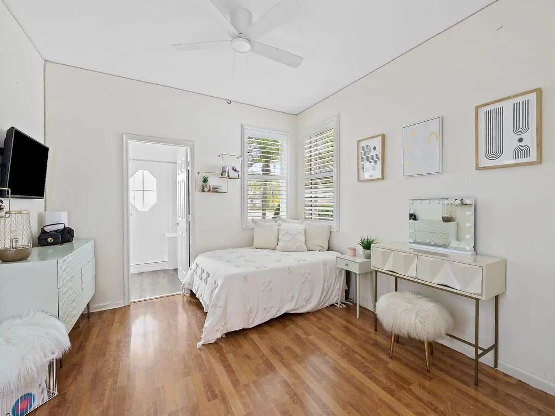 Photo of 2548 Bay Pointe Drive