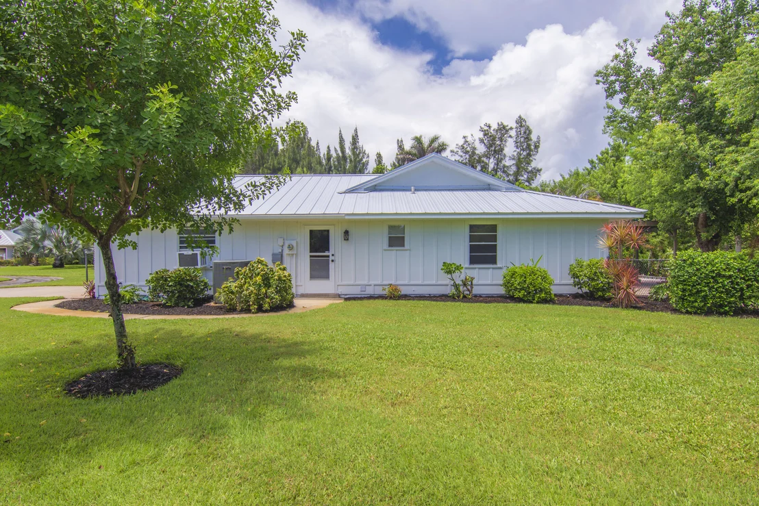 Photo of 320 W FOREST Trail