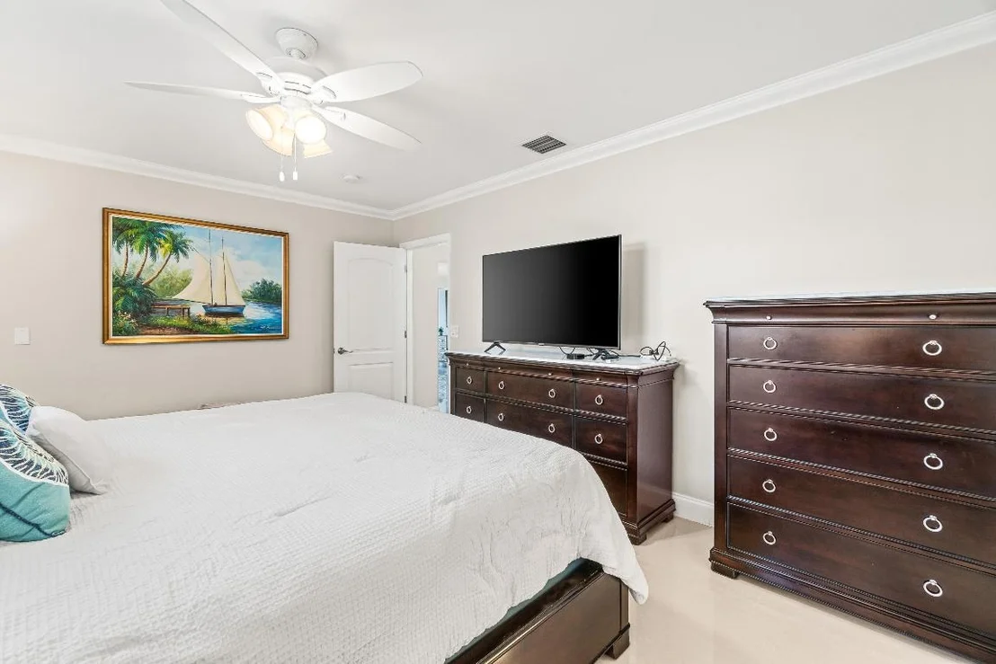 Photo of 2815 Cormorant Road