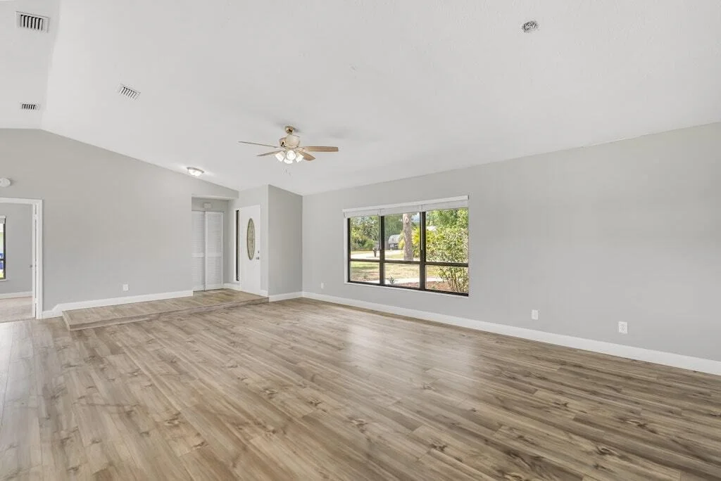 Photo of 1855 5th Place
