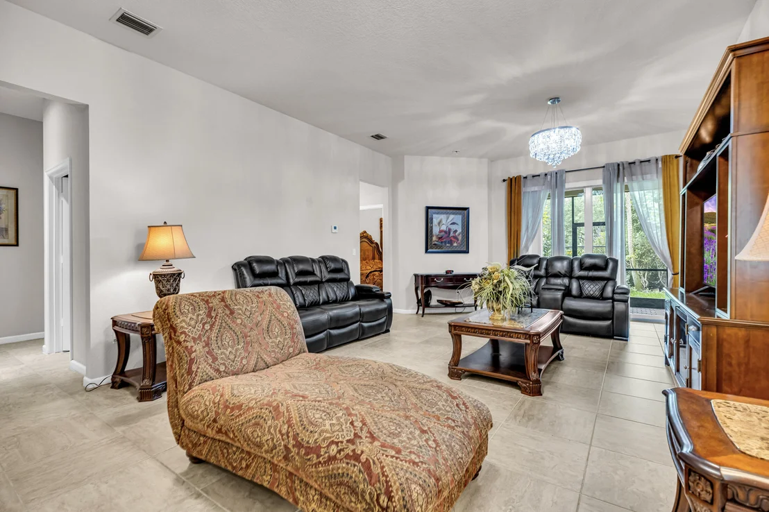 Photo of 6837 Langdon Way