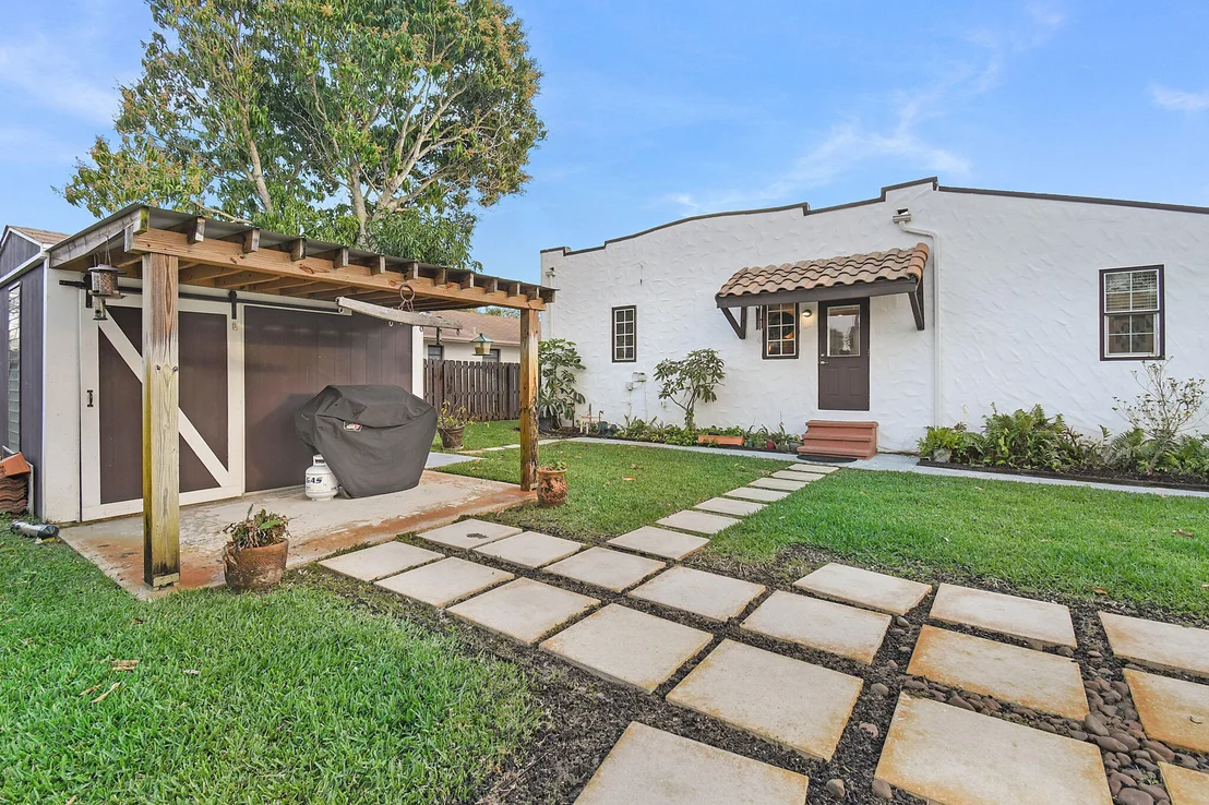 Photo of 525 Evergreen Drive