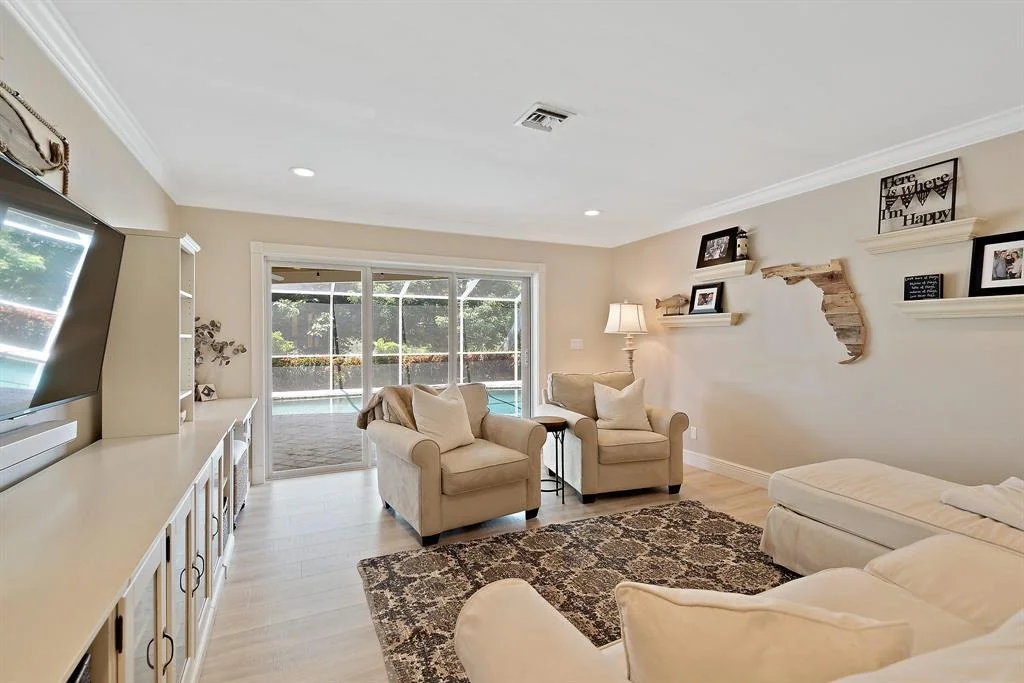 Photo of 116 Golfview Drive