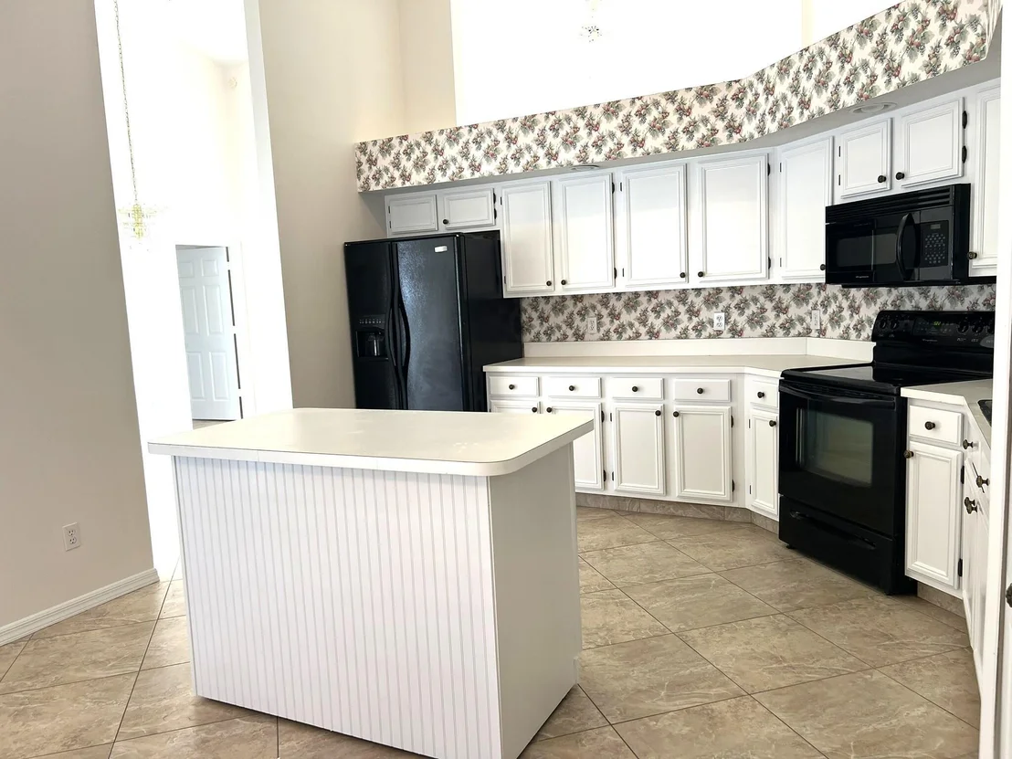 Photo of 3940 8th Place