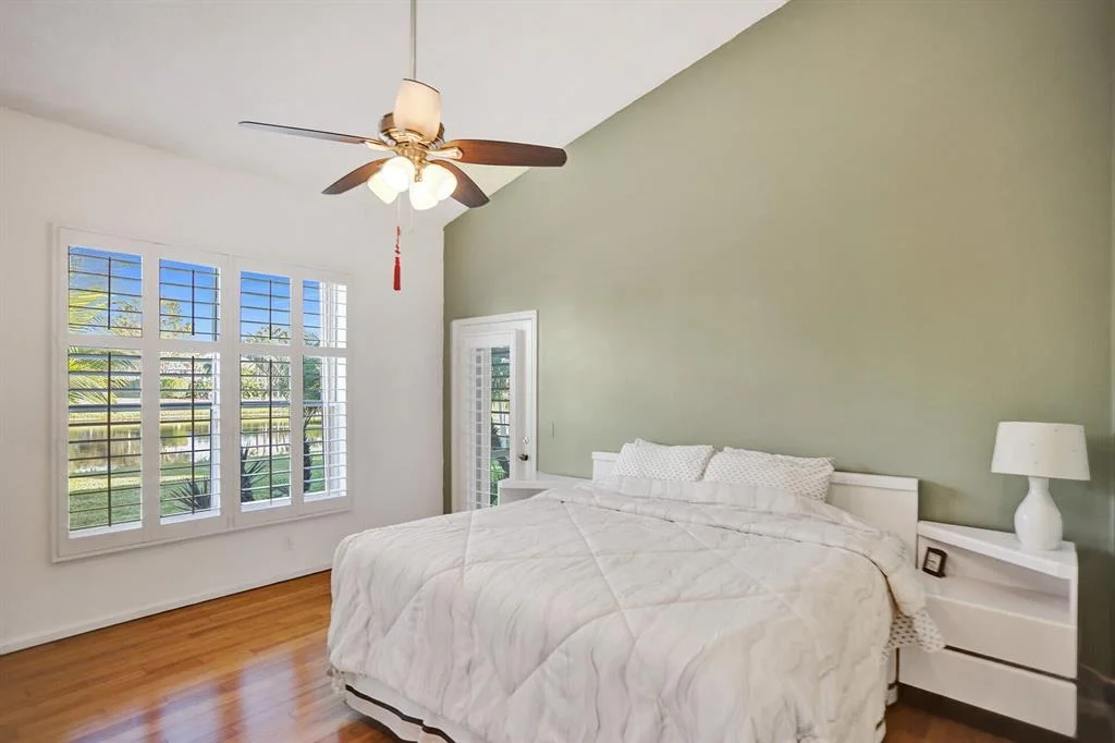 Photo of 6867 Cairnwell Drive