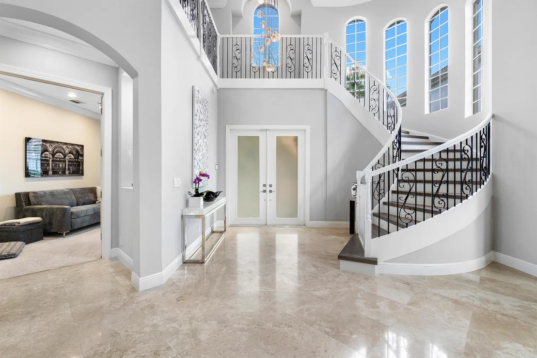 Photo of 8060 Valhalla Drive