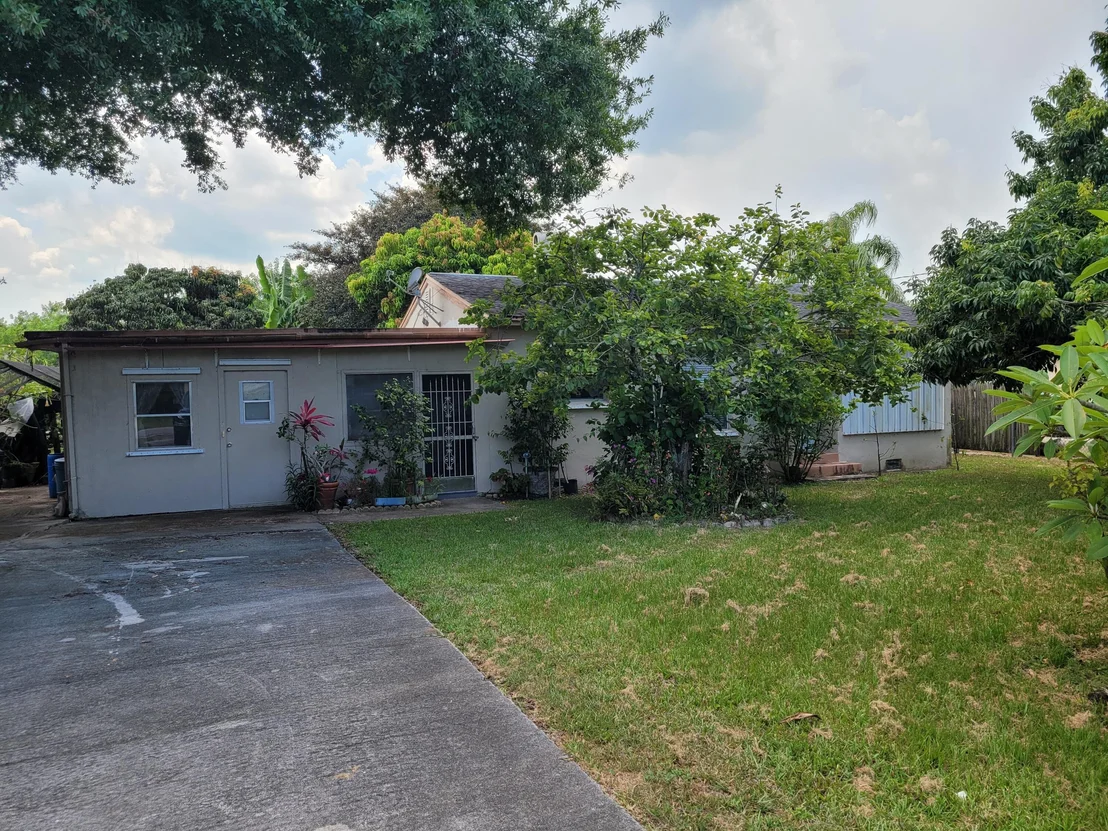 Photo of 1301 Hartman Road