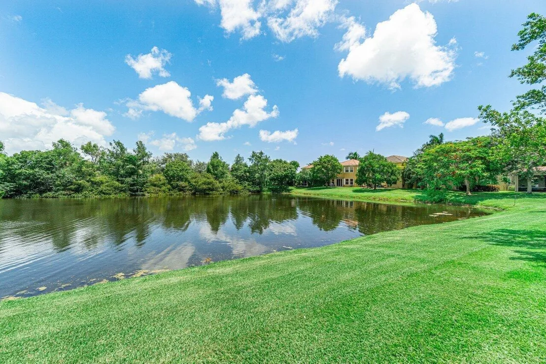 Photo of 4145 Key Lime Boulevard