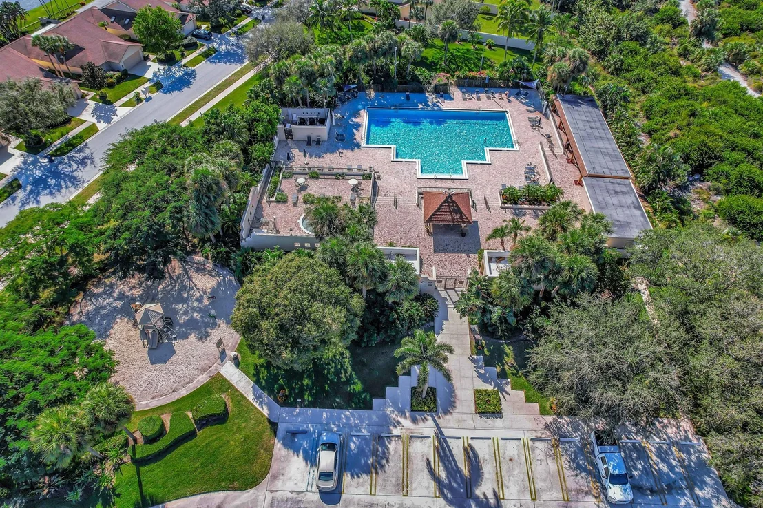 Photo of 242 E River Park Drive