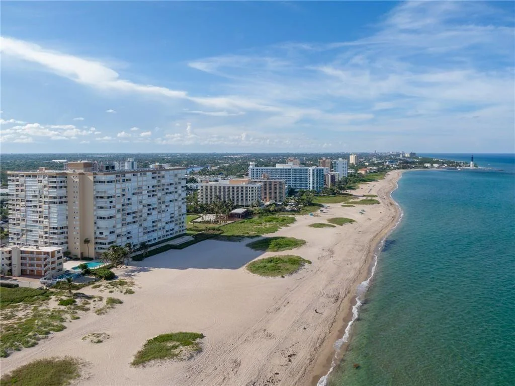 Photo of Unit 607 at 1012 N Ocean Boulevard