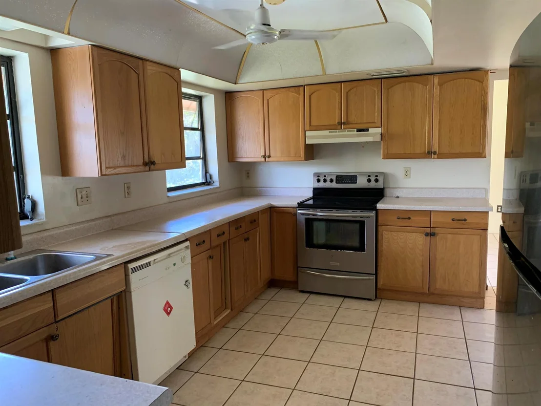 Photo of 1704 Floral Drive