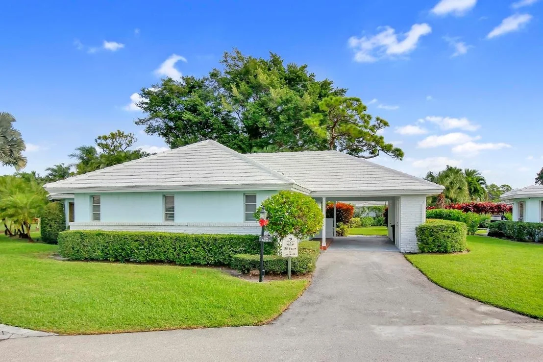 Photo of 2 Slash Pine Drive