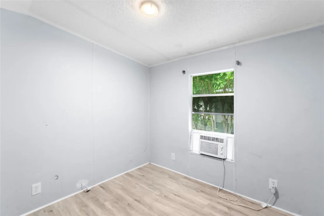 Photo of 11908 Cove Place