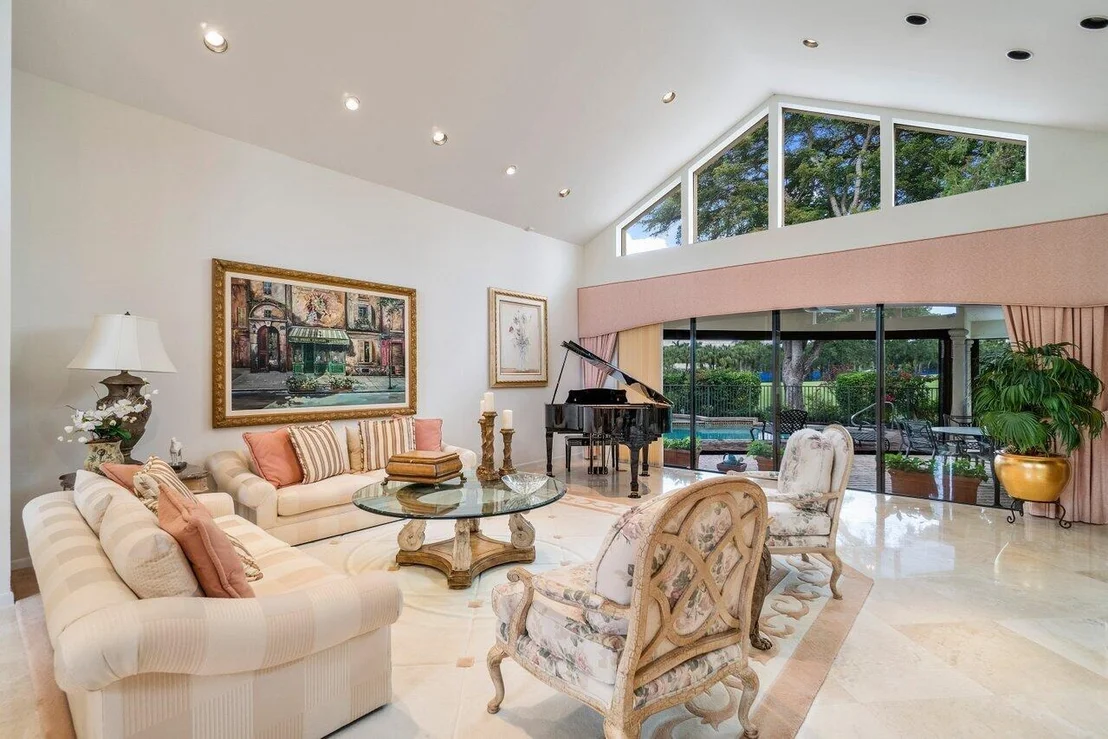 Photo of 7283 Mandarin Drive
