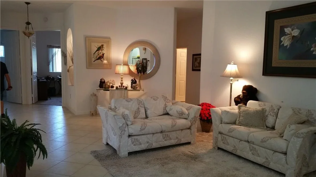 Photo of Unit 202 at 7808 Exeter Boulevard