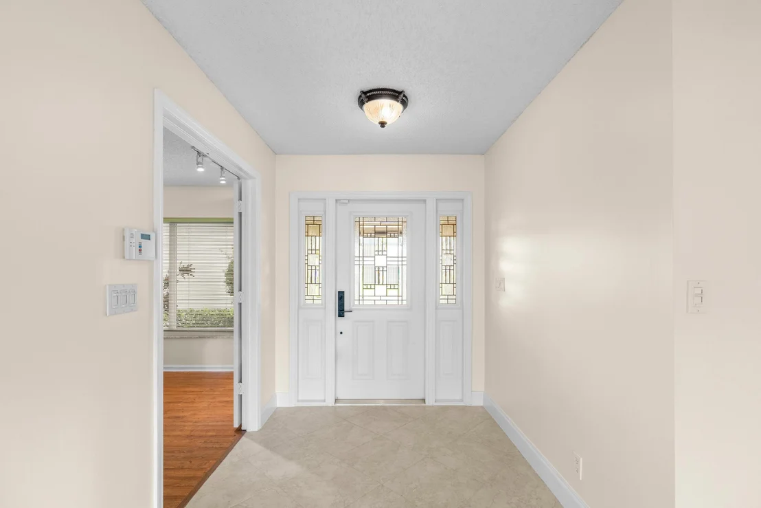 Photo of 6230 Petaluma Drive