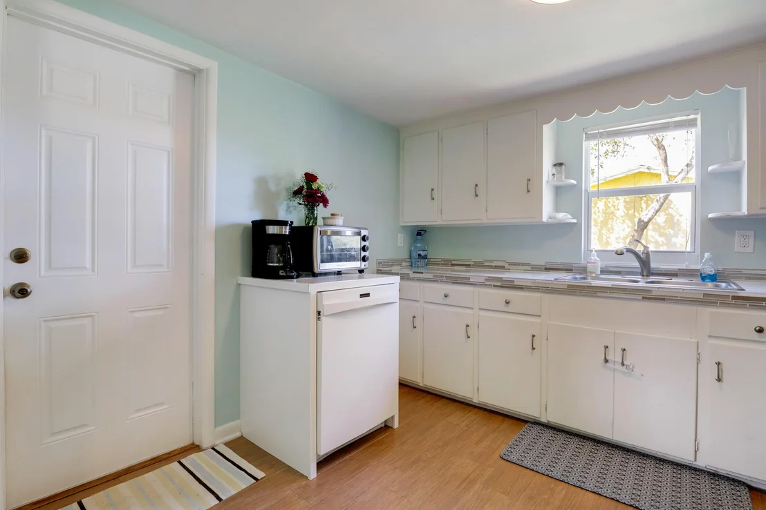 Photo of 805 Mathis Street