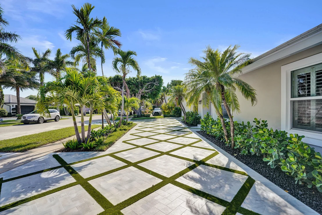 Photo of 885 Nafa Drive