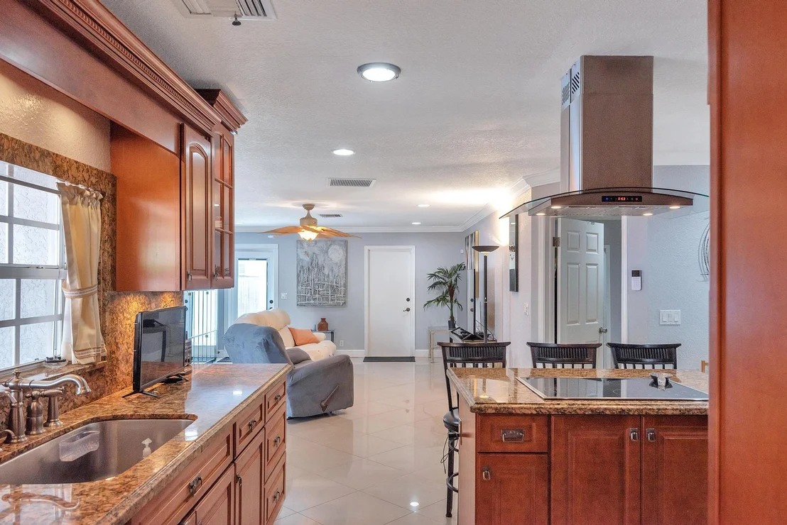 Photo of 3059 Emerald Lane